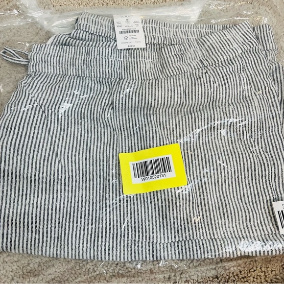 NWT! J. Crew Black & White Striped Linen-Blend Drawstring Shorts. Size 3X. - Picture 5 of 10